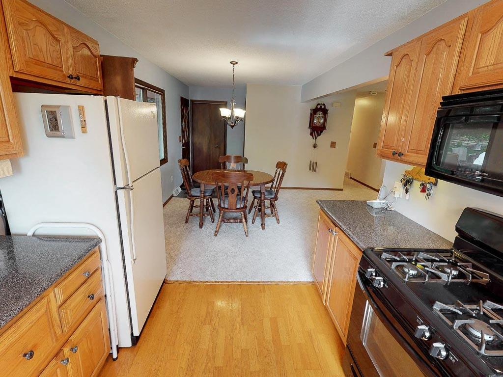 682 Glover Road River Falls, WI 54022 - Photo 14 of 65 Gallery Image 14