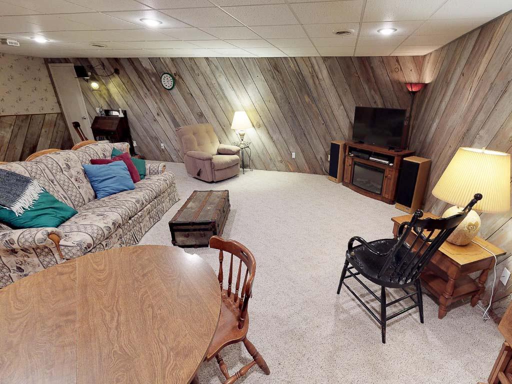 682 Glover Road River Falls, WI 54022 - Photo 27 of 65 Gallery Image 27
