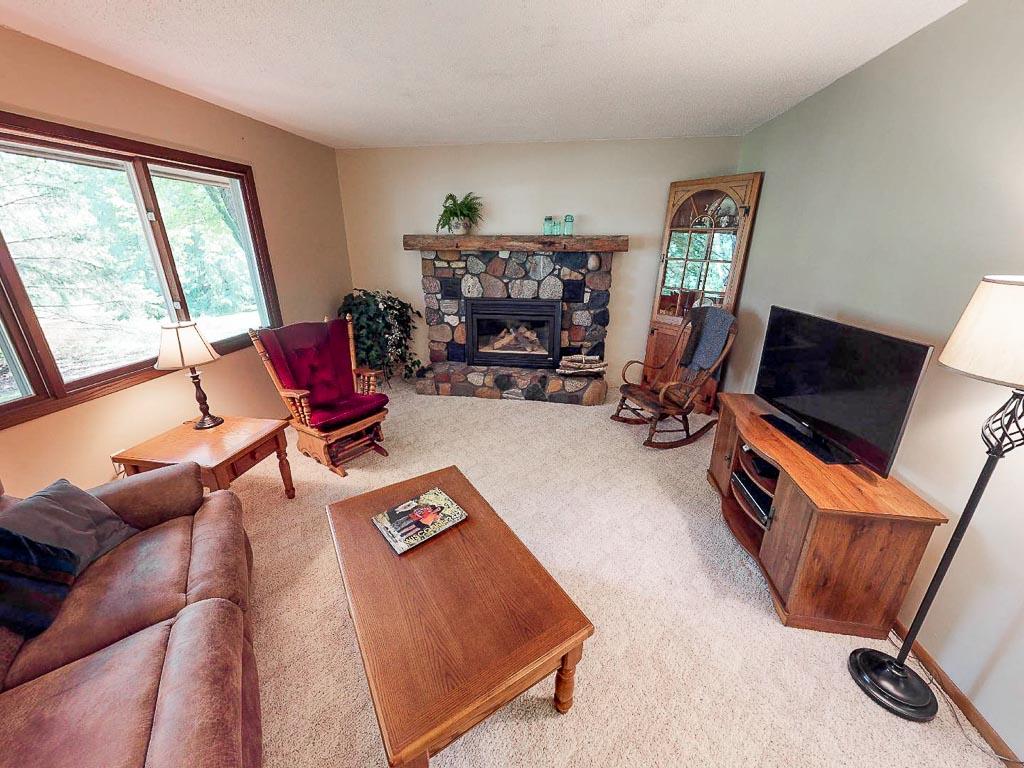 682 Glover Road River Falls, WI 54022 - Photo 5 of 65 Gallery Image 5