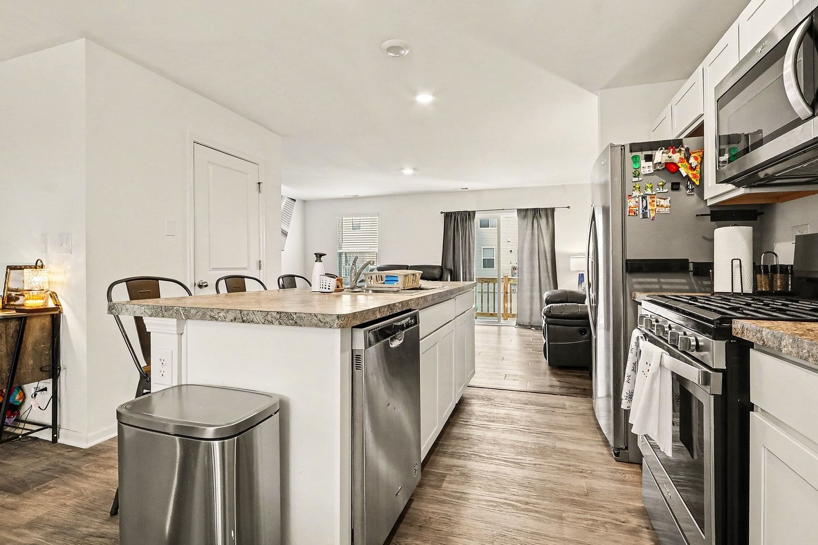 562 Spring Leaf Drive Joliet, IL 60431 - Photo 14 of 30