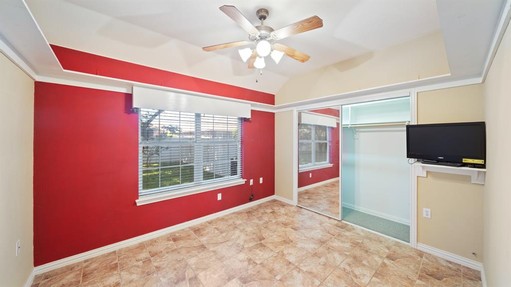 111 Sunglow Loop Red Oak, TX 75154 - Photo 19 of 25 a view of livingroom with furniture and a flat screen tv