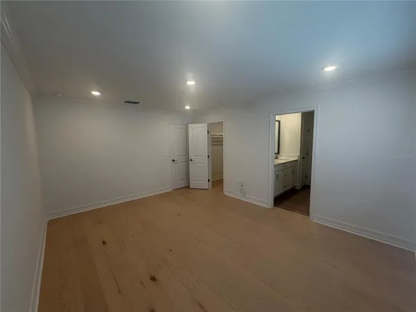 $4,500 | 1427 West Chestnut Street, Tampa, FL 33607