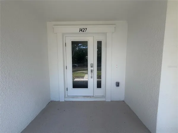 $4,500 | 1427 West Chestnut Street, Tampa, FL 33607