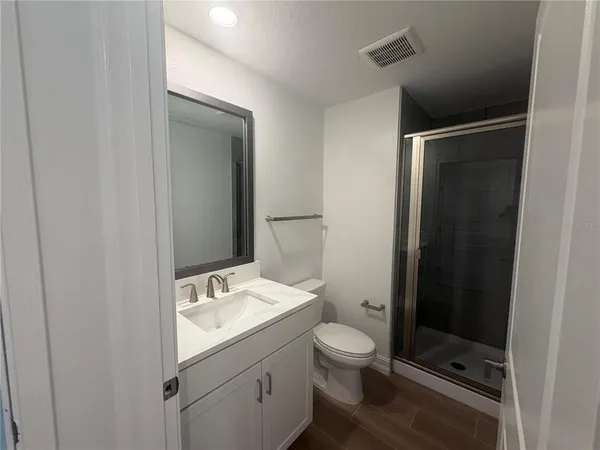 $4,500 | 1427 West Chestnut Street, Tampa, FL 33607