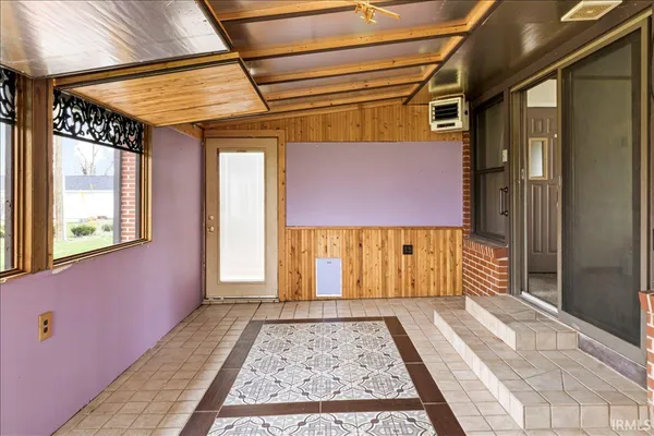 $224,900 | 4 Crestwood Drive, Winchester, IN 47394