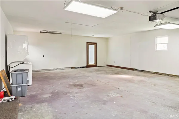 $224,900 | 4 Crestwood Drive, Winchester, IN 47394
