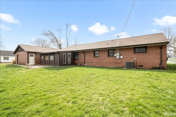 $224,900 | 4 Crestwood Drive, Winchester, IN 47394
