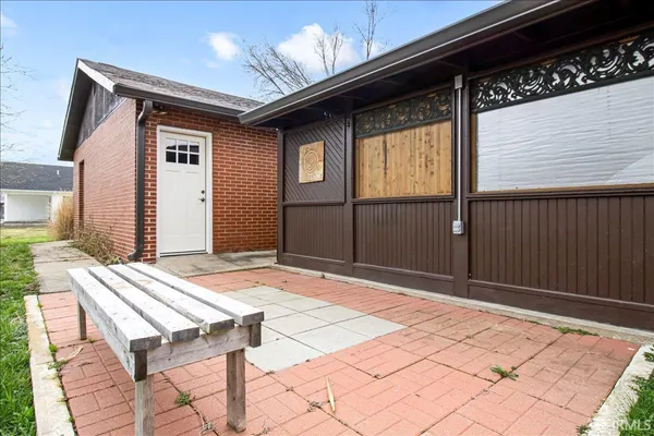 $224,900 | 4 Crestwood Drive, Winchester, IN 47394