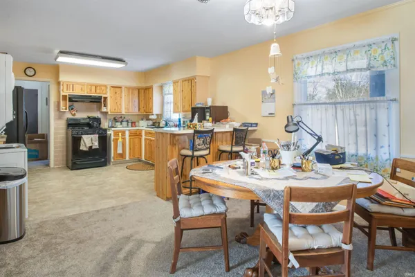 $234,900 | 4 Crestwood Drive, Winchester, IN 47394