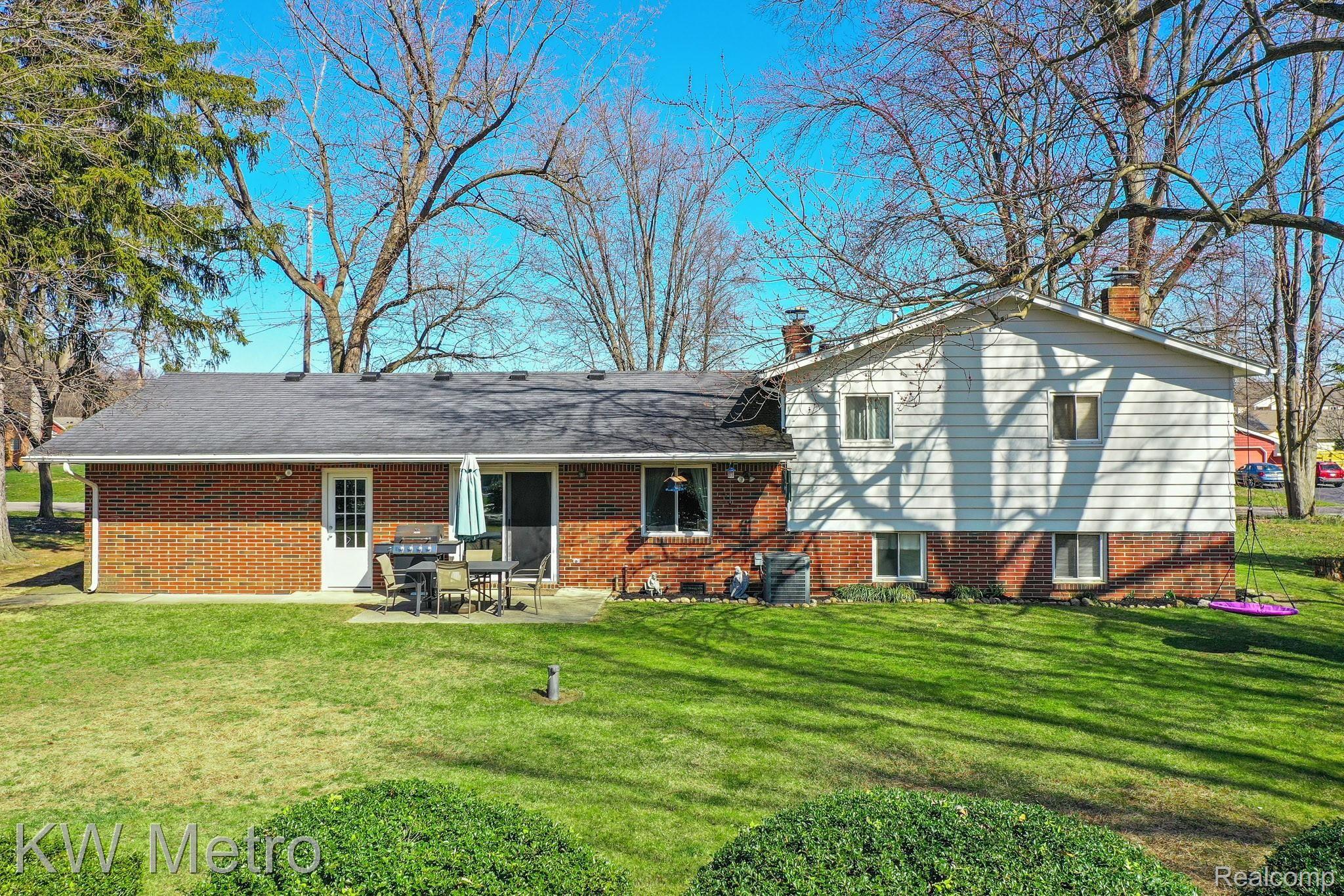 7589 Indian Road Temperance, MI 48182 - Photo 28 of 29 DJI_0792.jpg