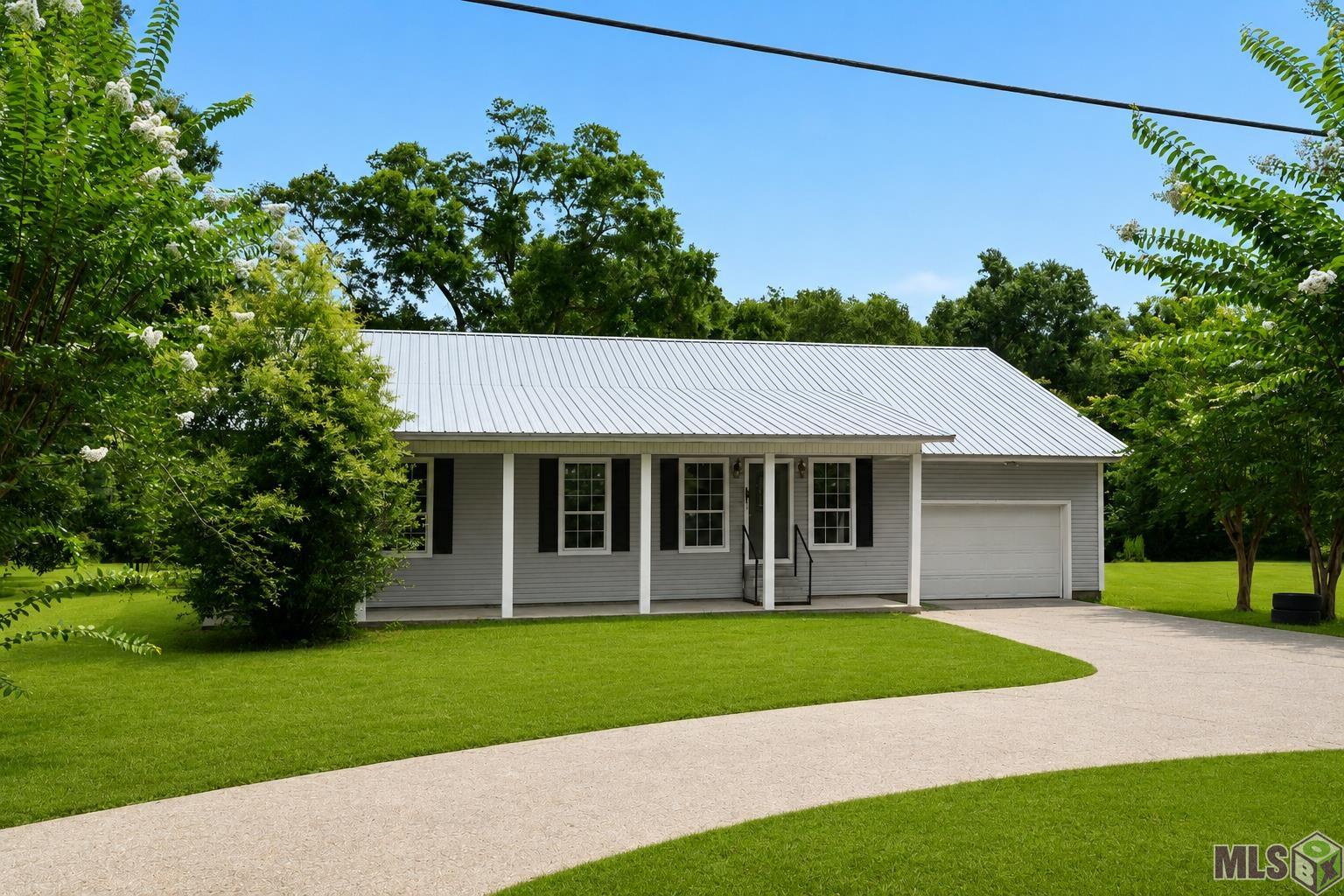 31498 North Doyle Road Holden, LA 70744 - Photo 2 of 30