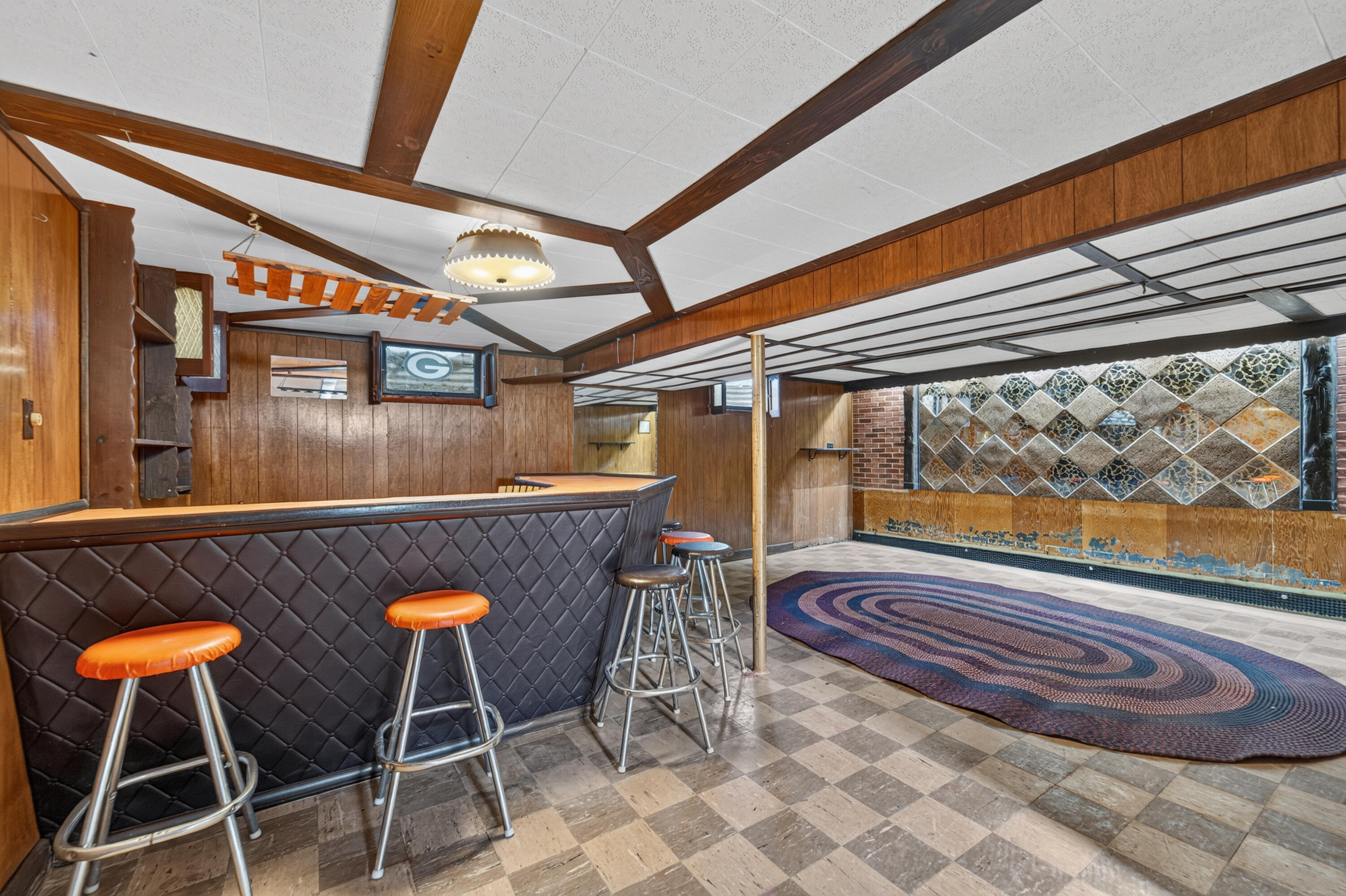 2501 Pinehurst Avenue Racine, WI 53403 - Photo 13 of 27 Basement Bar