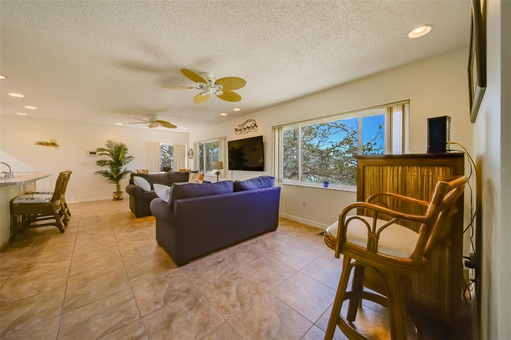 18111 1st Street East Redington Shores, FL 33708 - Photo 17 of 51