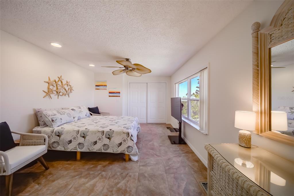 18111 1st Street East Redington Shores, FL 33708 - Photo 22 of 51