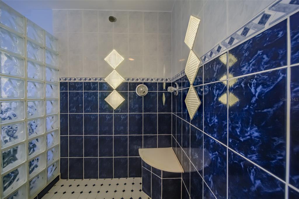 18111 1st Street East Redington Shores, FL 33708 - Photo 24 of 51