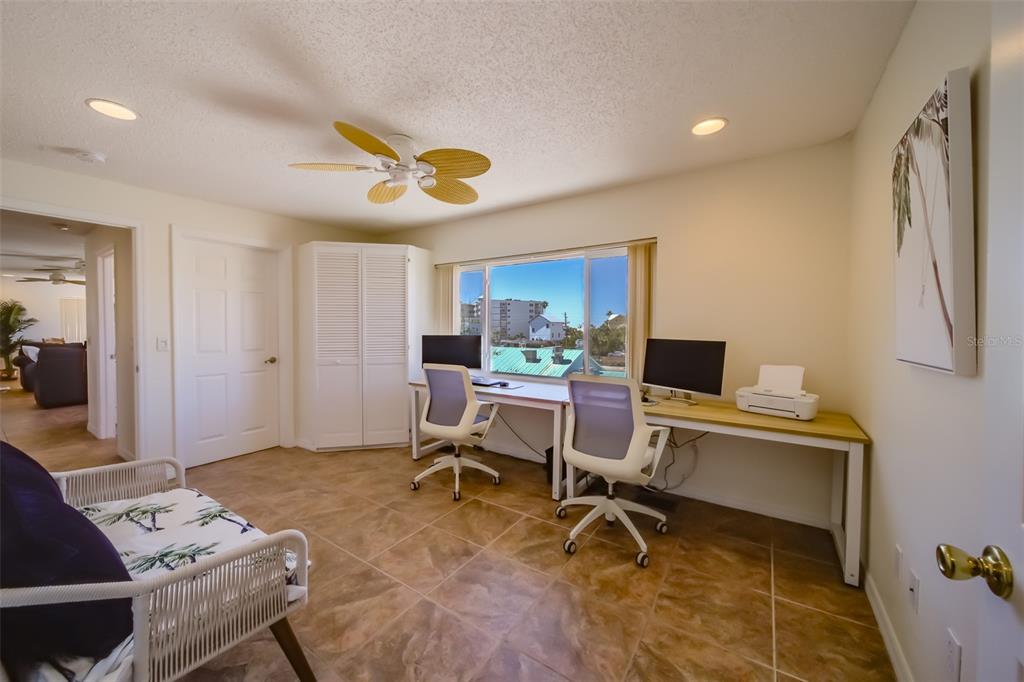 18111 1st Street East Redington Shores, FL 33708 - Photo 35 of 51