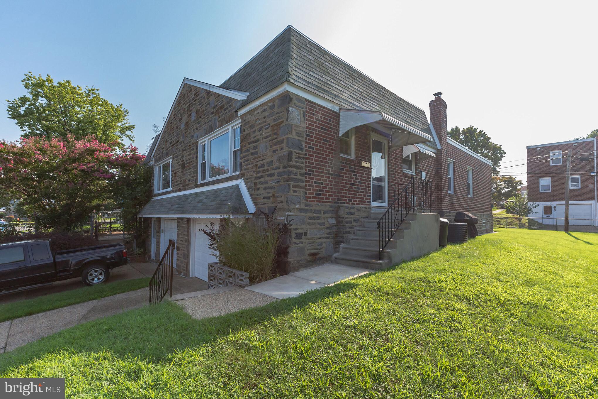 9113 Wooden Bridge Road Philadelphia, PA 19136 - Photo 4 of 30 Gallery Image 4
