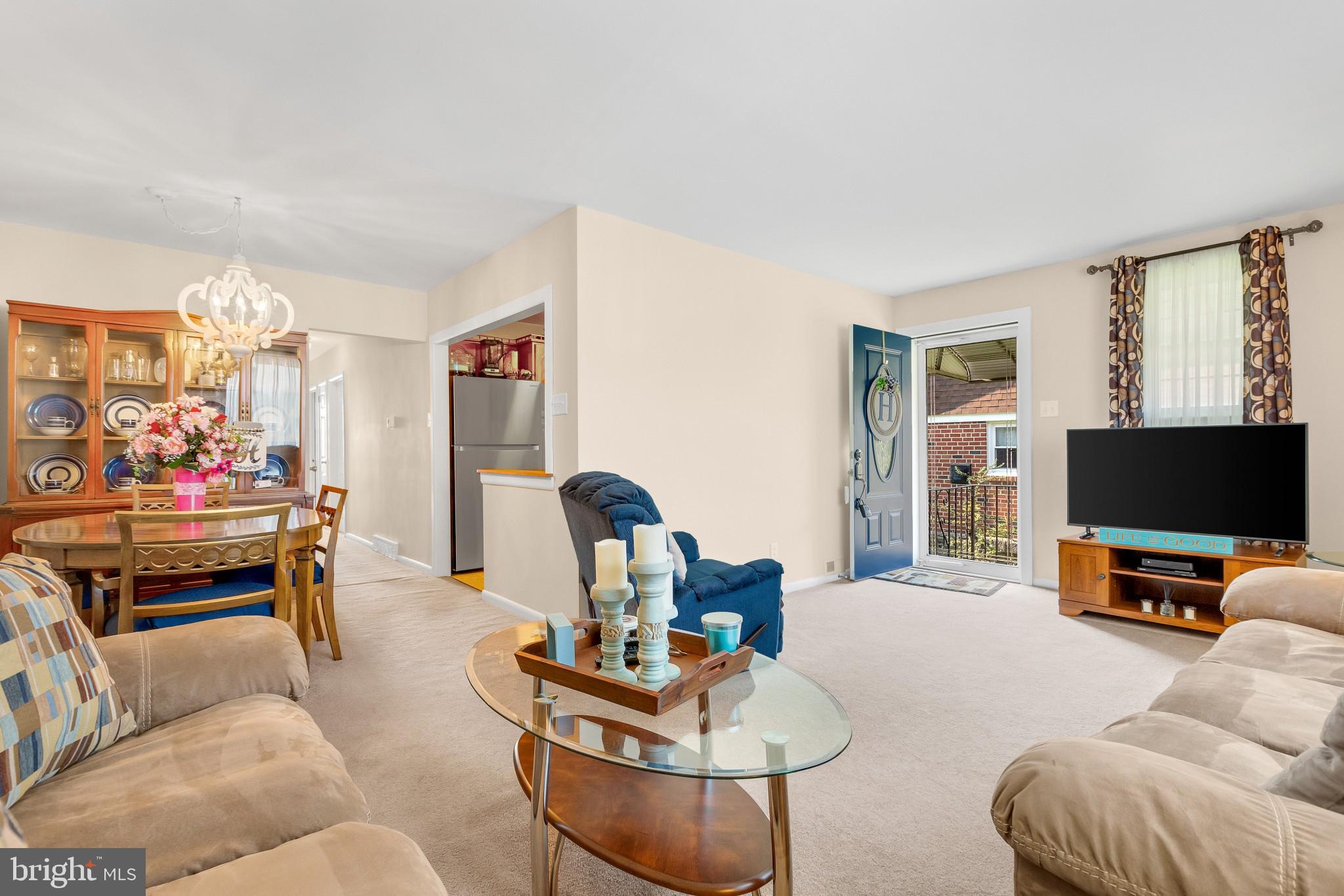 9113 Wooden Bridge Road Philadelphia, PA 19136 - Photo 7 of 30 Gallery Image 7