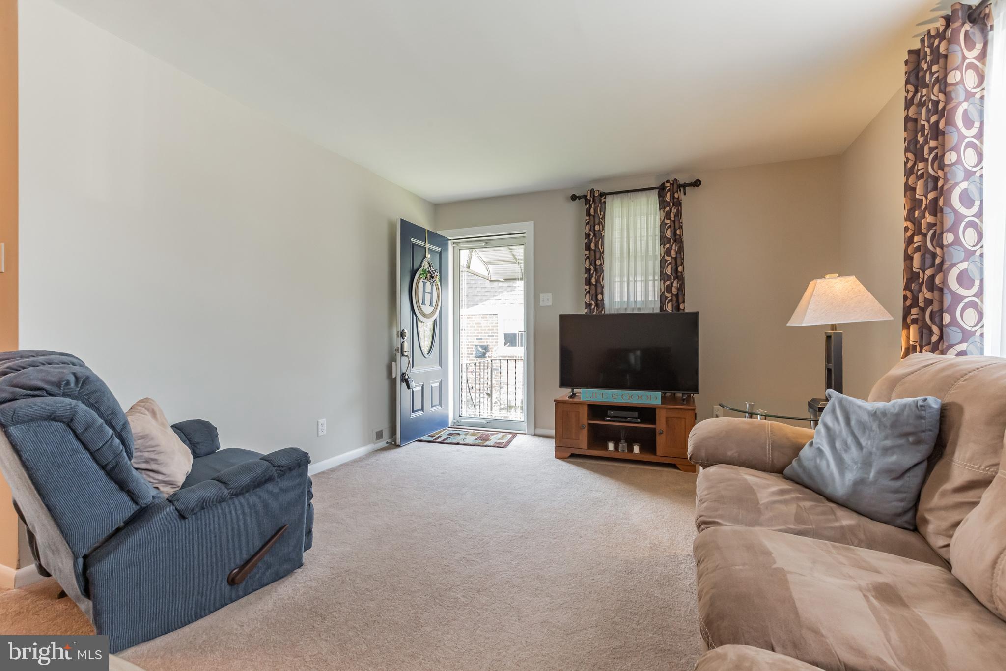 9113 Wooden Bridge Road Philadelphia, PA 19136 - Photo 8 of 30 Gallery Image 8