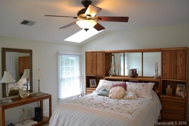 16015 Virginia Lee Court Fort Mill, SC 29708 - Photo 16 of 22 Gallery Image 16