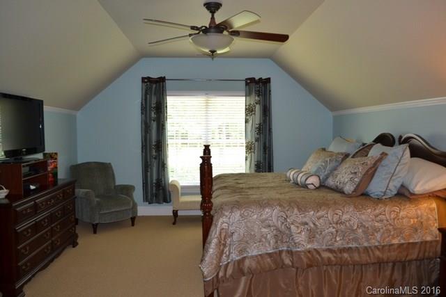 16015 Virginia Lee Court Fort Mill, SC 29708 - Photo 8 of 22 Gallery Image 8