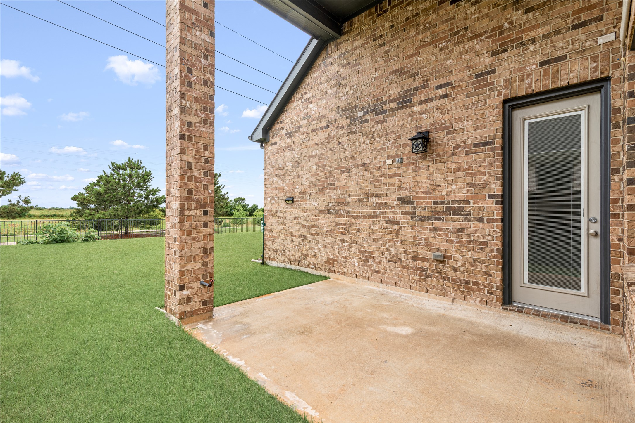 4702 Primrose Valley Lane Fulshear, TX 77441 - Photo 32 of 37