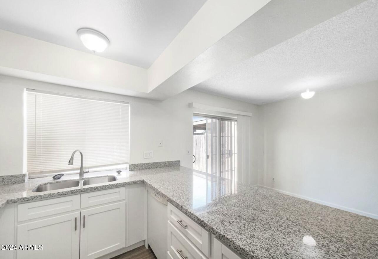 4625 West Thomas Road, Unit 76 Phoenix, AZ 85031 - Photo 16 of 19 IMG_3486