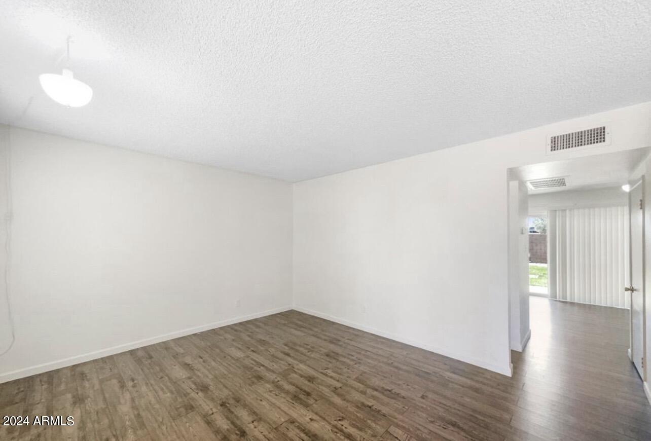 4625 West Thomas Road, Unit 76 Phoenix, AZ 85031 - Photo 6 of 19 IMG_3476