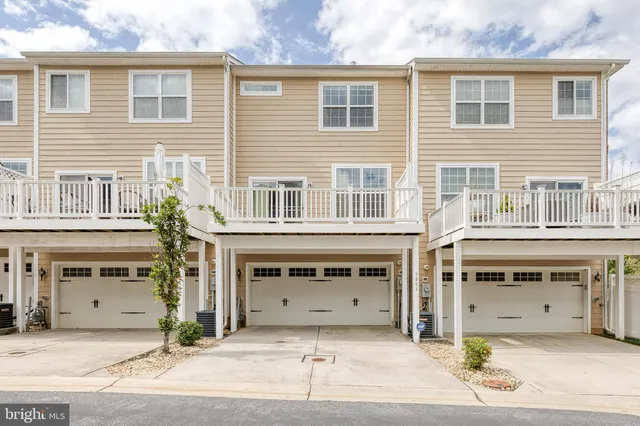 $499,900 | 7951 Silver Oak Road, Hanover, MD 21076