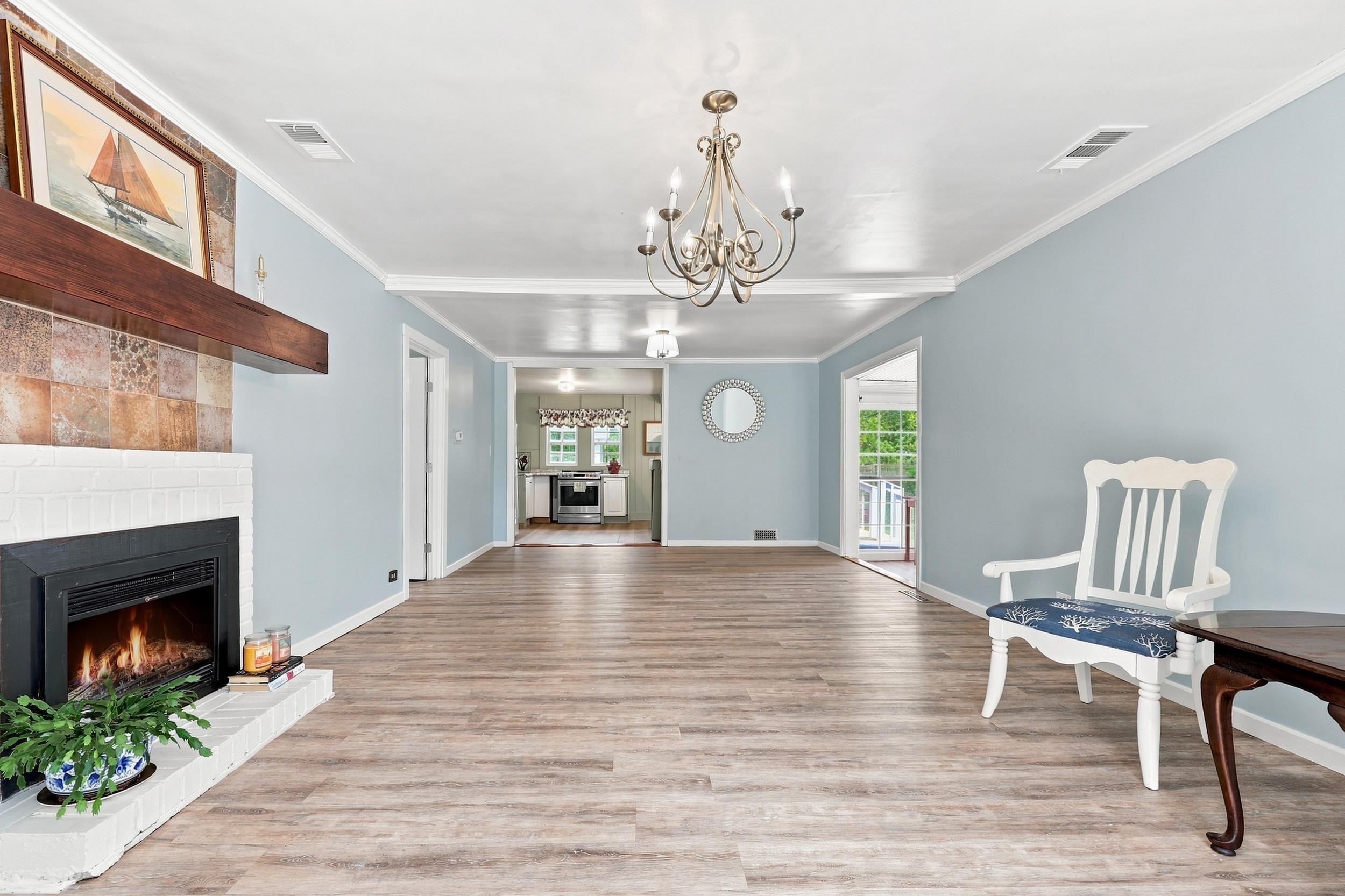 1924 South Island Road Georgetown, SC 29440 - Photo 5 of 40 Gallery Image 5