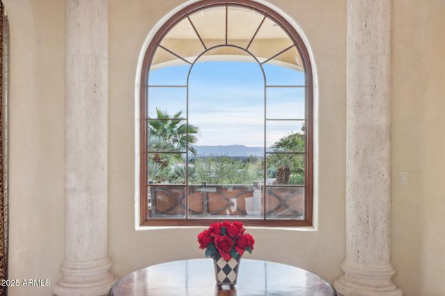 $6,800,000 | 4836 East White Gates Drive, Phoenix, AZ 85251