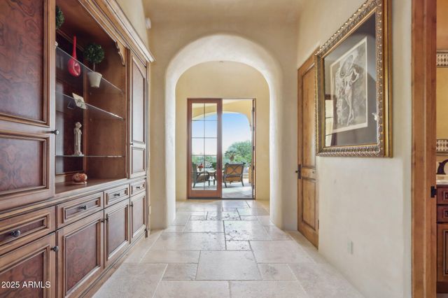 $6,800,000 | 4836 East White Gates Drive, Phoenix, AZ 85251