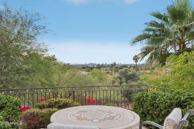 $6,800,000 | 4836 East White Gates Drive, Phoenix, AZ 85251