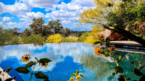 $6,800,000 | 4836 East White Gates Drive, Phoenix, AZ 85251