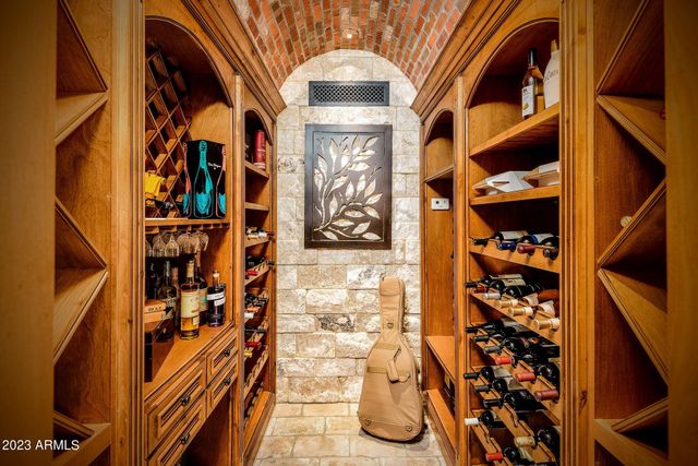 $6,800,000 | 4836 East White Gates Drive, Phoenix, AZ 85251