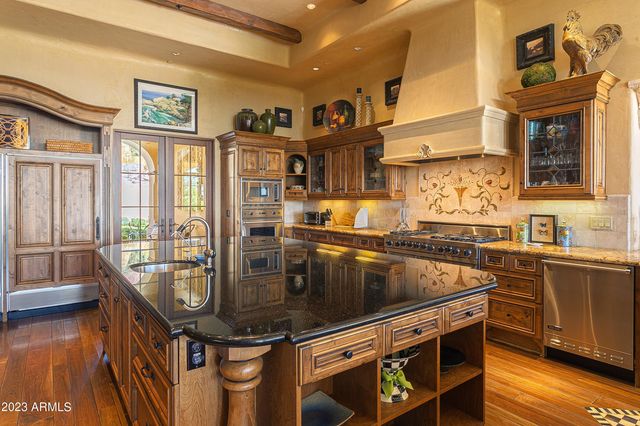 $6,800,000 | 4836 East White Gates Drive, Phoenix, AZ 85251