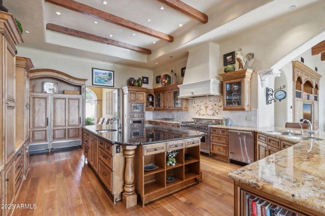 $6,800,000 | 4836 East White Gates Drive, Phoenix, AZ 85251