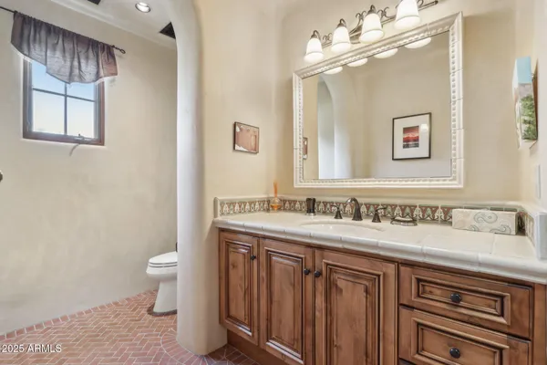 $6,800,000 | 4836 East White Gates Drive, Phoenix, AZ 85251