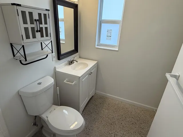 $1,450 | 1118 North H Street, Unit 16, Lake Worth Beach, FL 33460