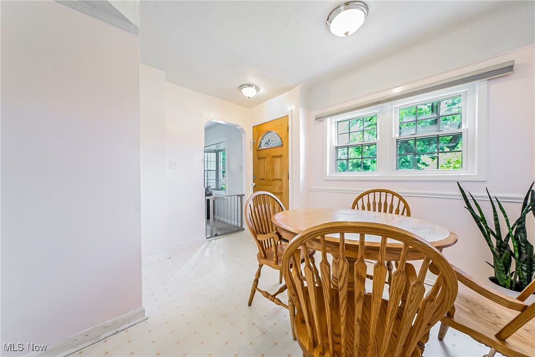 1607 Richmond Road Cleveland, OH 44124 - Photo 9 of 32 Dining room featuring light hardwood / wood-style flooring