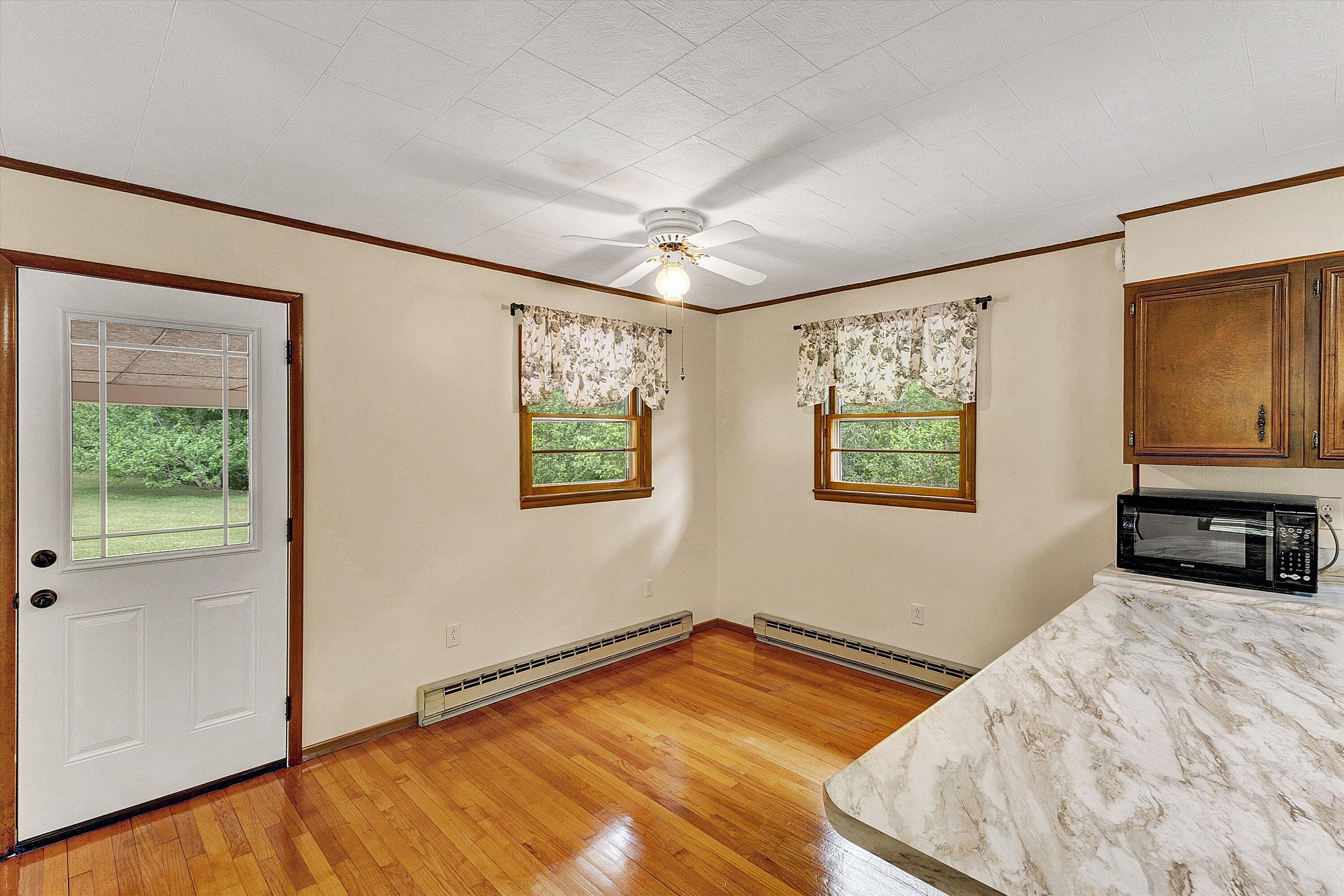6715 McKinney Hollow Road Eagle Rock, VA 24085 - Photo 11 of 32 11-SGP-34