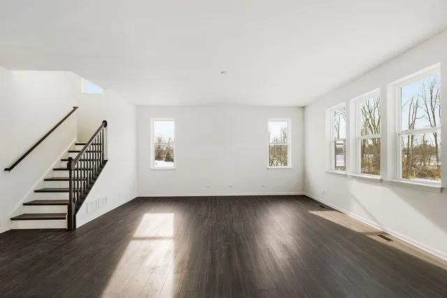 $509,990 | 31998 Savannah Drive, Lakemoor, IL 60051