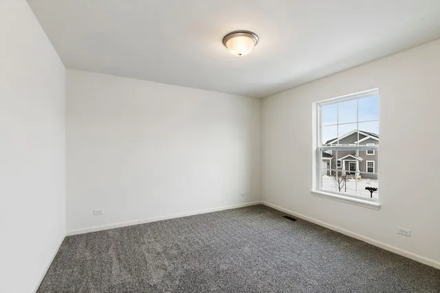 $509,990 | 31998 Savannah Drive, Lakemoor, IL 60051