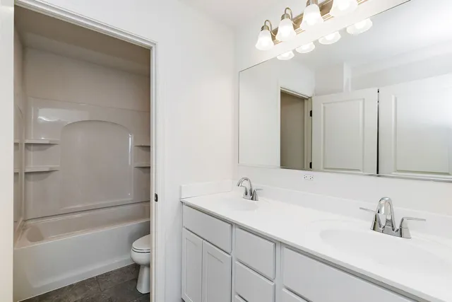 $509,990 | 31998 Savannah Drive, Lakemoor, IL 60051