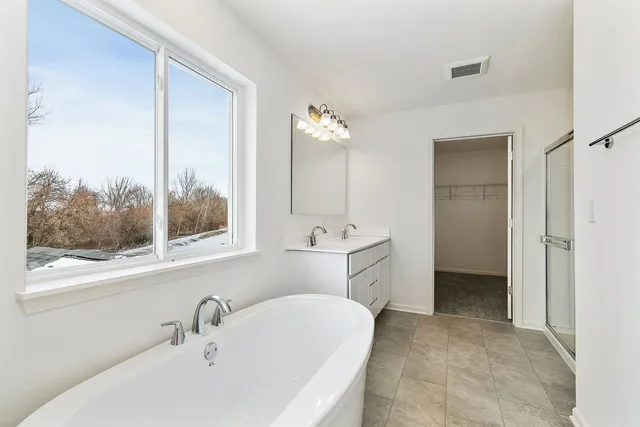 $509,990 | 31998 Savannah Drive, Lakemoor, IL 60051