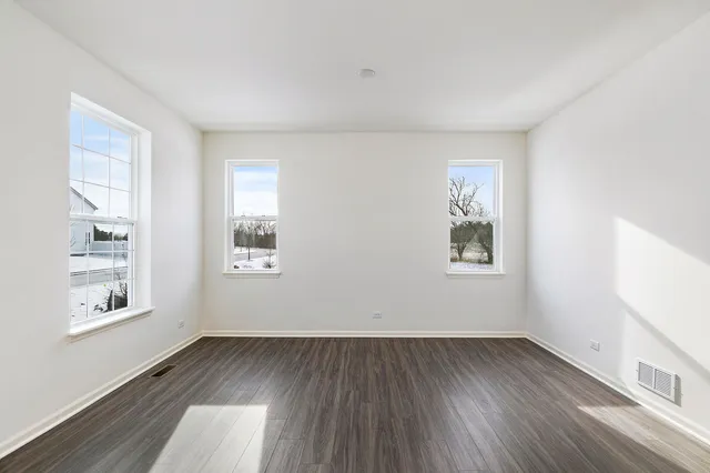 $509,990 | 31998 Savannah Drive, Lakemoor, IL 60051