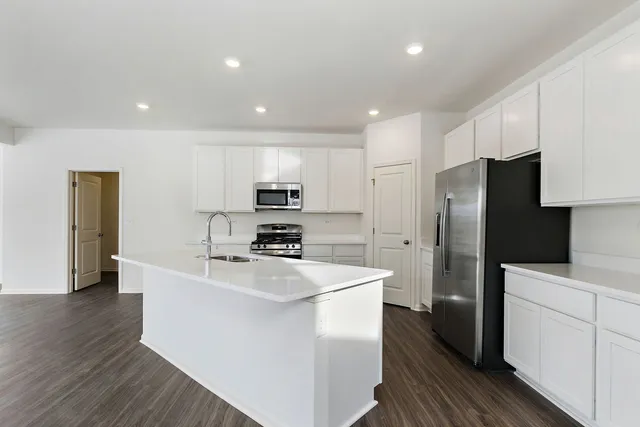 $509,990 | 31998 Savannah Drive, Lakemoor, IL 60051