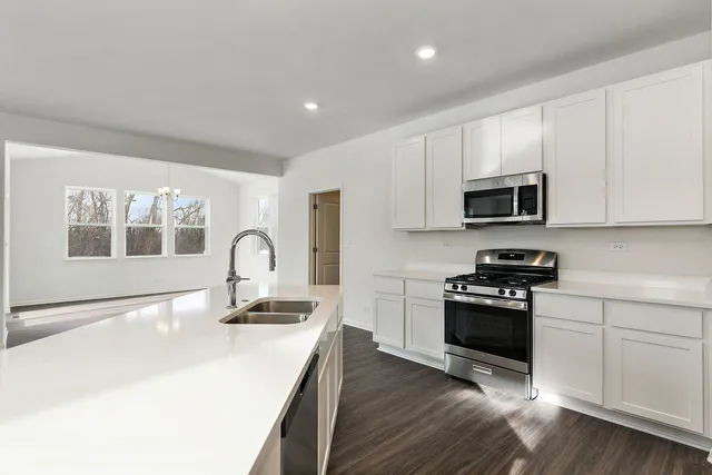 $509,990 | 31998 Savannah Drive, Lakemoor, IL 60051