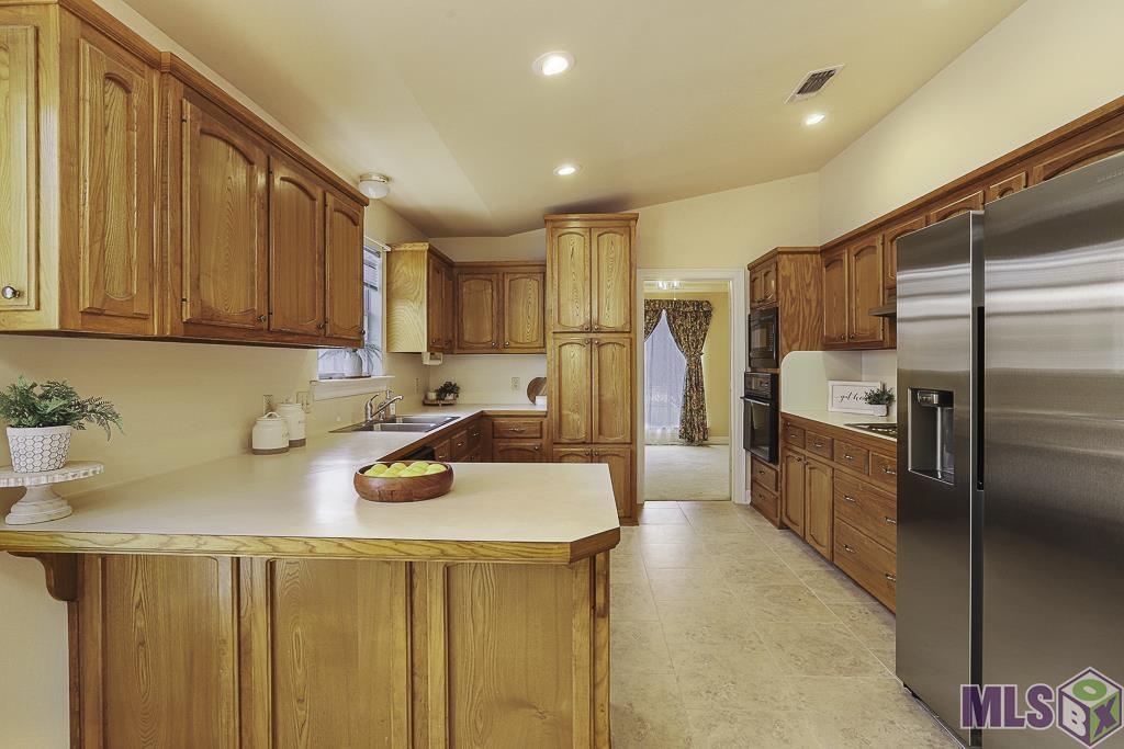 5232 Rivermeadow Drive Baton Rouge, LA 70820 - Photo 11 of 28