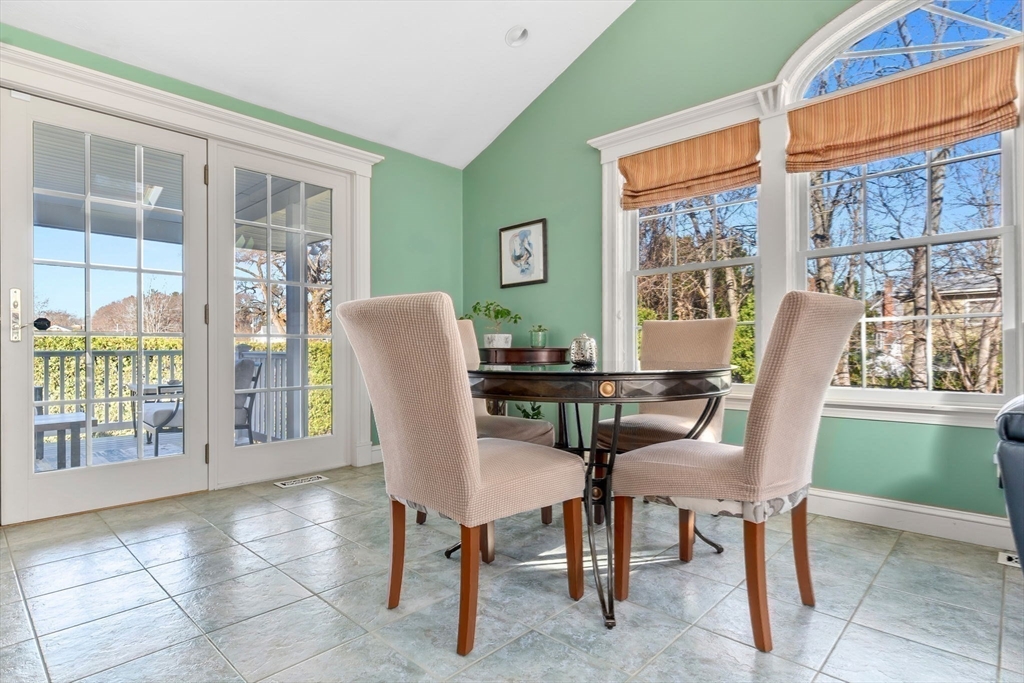 11 Danby Road Stoneham, MA 02180 - Photo 13 of 42 Gallery Image 13